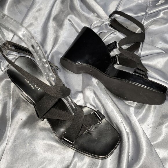 GUCCI wrap up strappy wedge platform heels - Picture 2 of 5